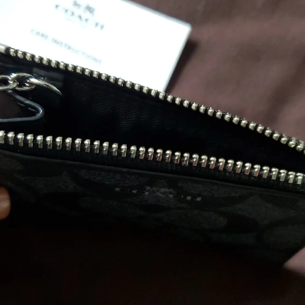 Coach Black/Charcoal Signature Zip Card Holder with Key Ring - Picture 3 of 3